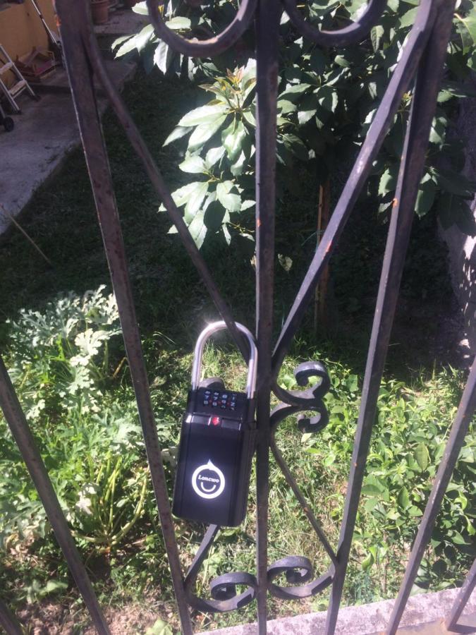 Yellow Submarine Freeparking Petfriendly Rapallo Exteriör bild